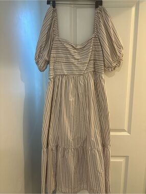 Abercrombie & Fitch Beige and White Striped Puff-Sleeve Midi Dress